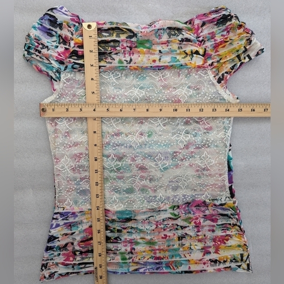 Y2k style white lace back multi color tiered layered cuffed sleeve top Small - Picture 10 of 10